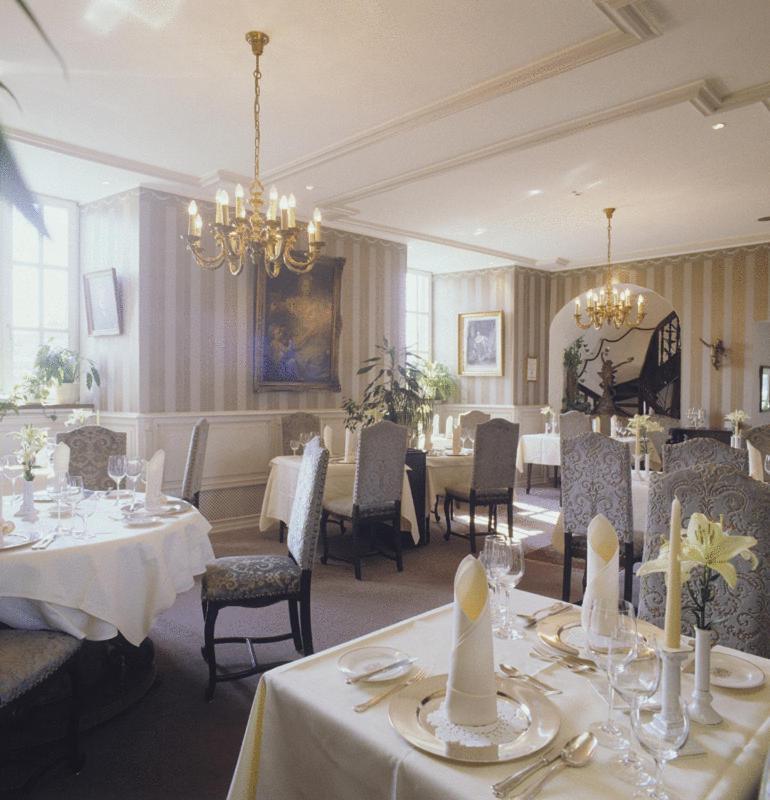 Schlosshotel Kurfuerstliches Amtshaus Dauner Burg المظهر الخارجي الصورة