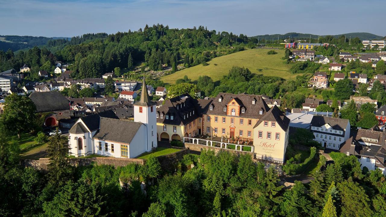 Schlosshotel Kurfuerstliches Amtshaus Dauner Burg المظهر الخارجي الصورة
