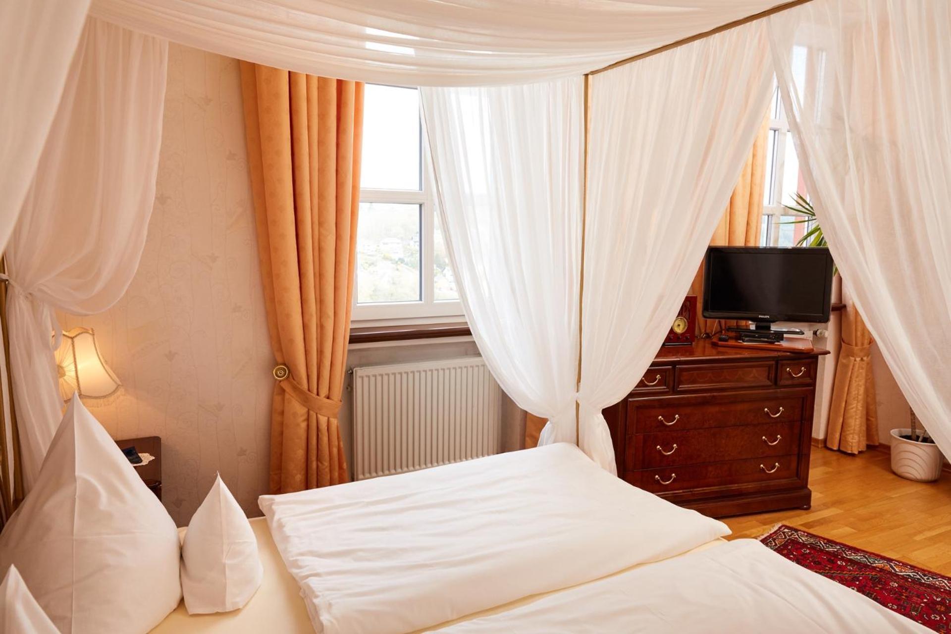 Schlosshotel Kurfuerstliches Amtshaus Dauner Burg المظهر الخارجي الصورة