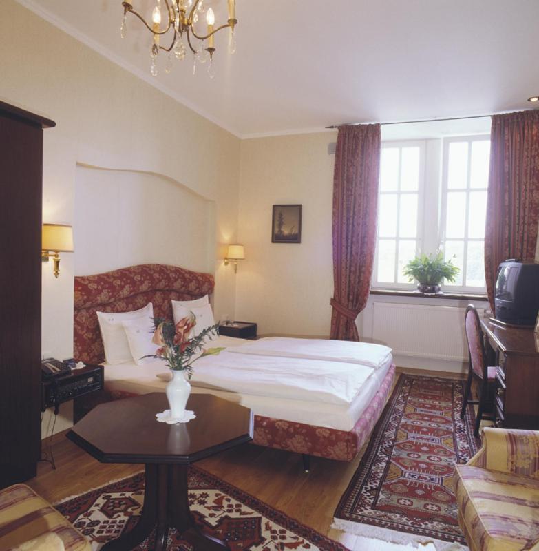 Schlosshotel Kurfuerstliches Amtshaus Dauner Burg المظهر الخارجي الصورة